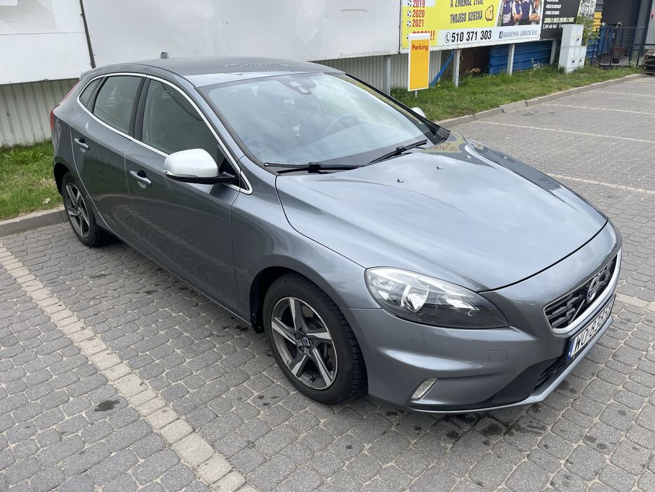 Volvo V40