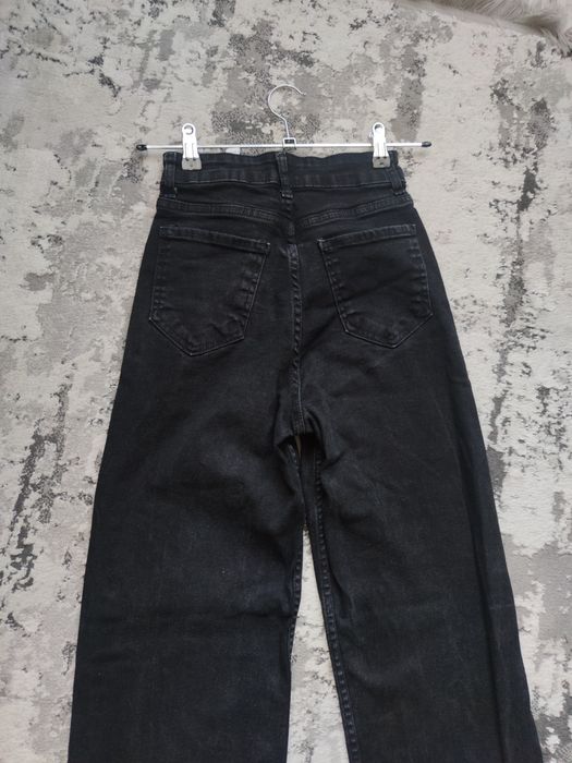 Чорні джинси. Кльош. Ціну знижено!!!
