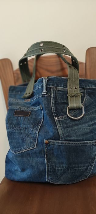 Sportowa jeansowa torba na ramię