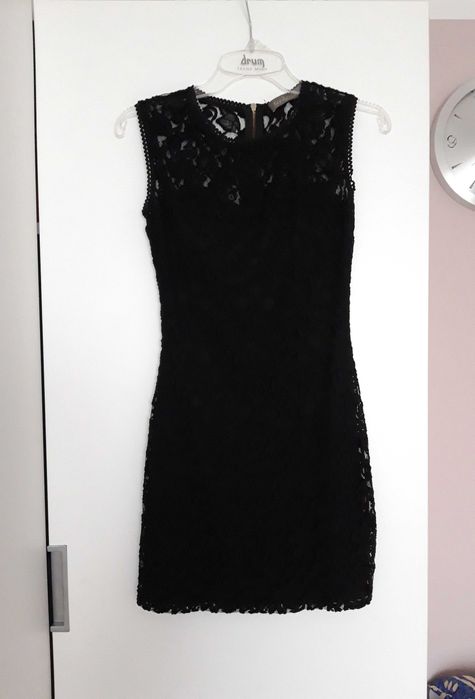 Czarna sukienka mini z koronki rozmiar 38 marka Finn&Clover