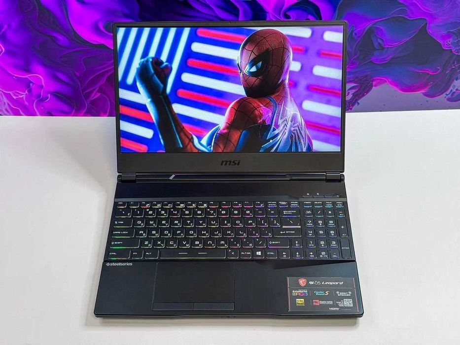 Срочно! Геймерский Ноут (8Гиговая видеокарта RTX) Киберпанк, Сталкер 2