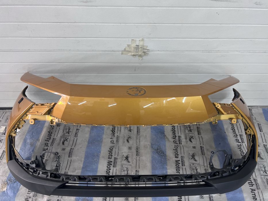 52119f4250 бампер перед toyota c-chr ii 2023-