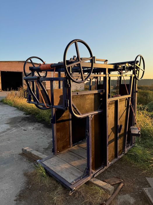 Станок механічий для розчистки ратиць ВРХ