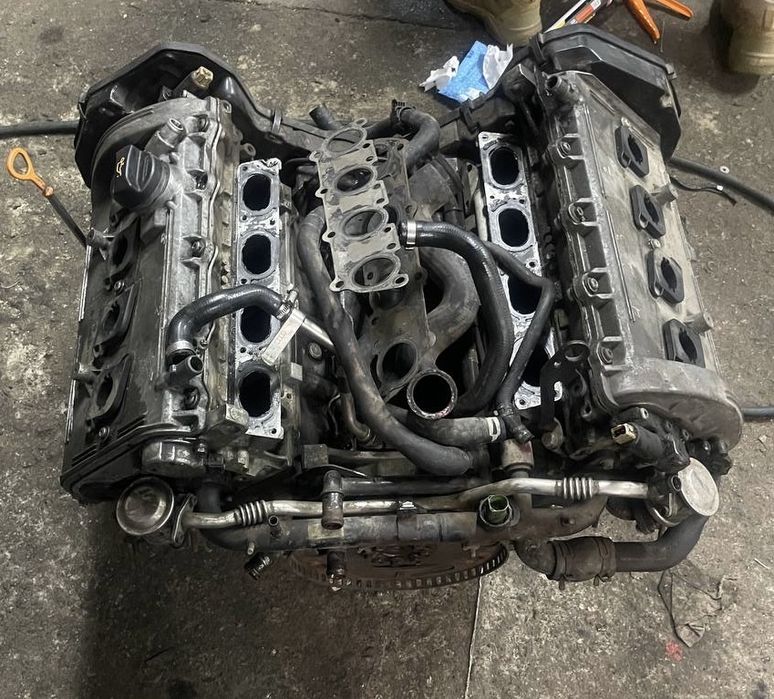 Продам двигун від Ауді А8 Д2 3.7