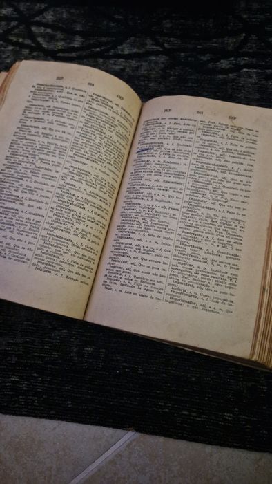 Dicionário Francisco Torrinha