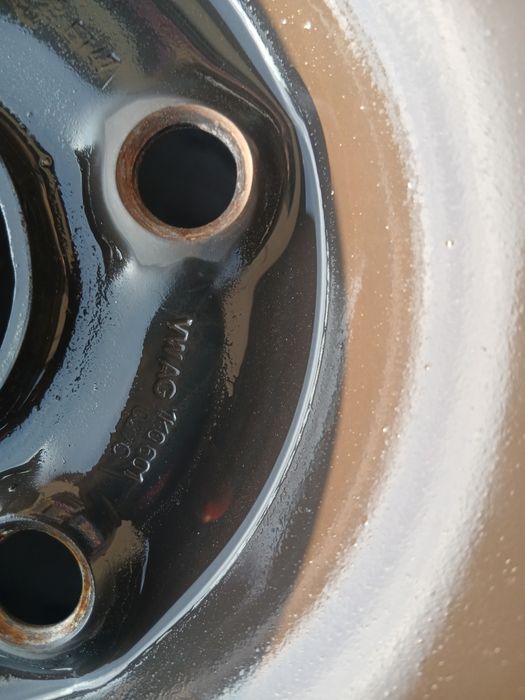 R15 koła opony plus felgi stan bardzo dobry Skoda Octavia Volkswagen Audi seat