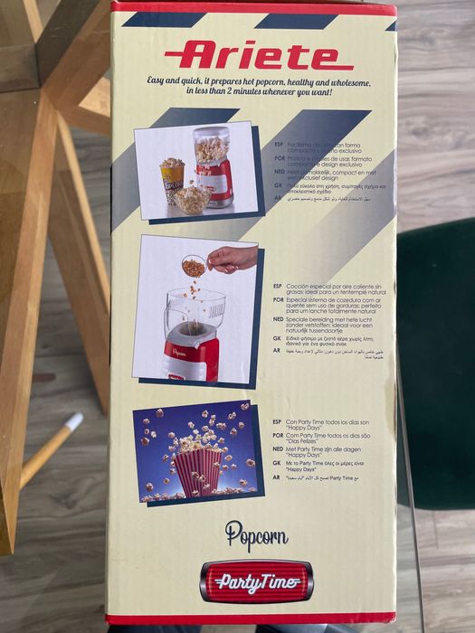 Maquina de pipocas Ariete NOVA