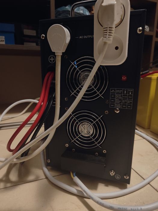 продам Powermat 24V,2000VA/1600W інвертор  ДБЖ  джерело б.ж.