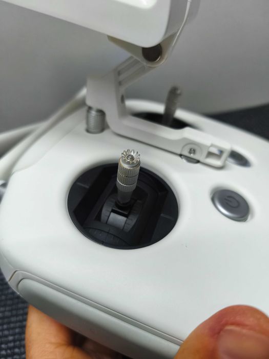DJI Comando Phantom 3 (Adv e Pro)