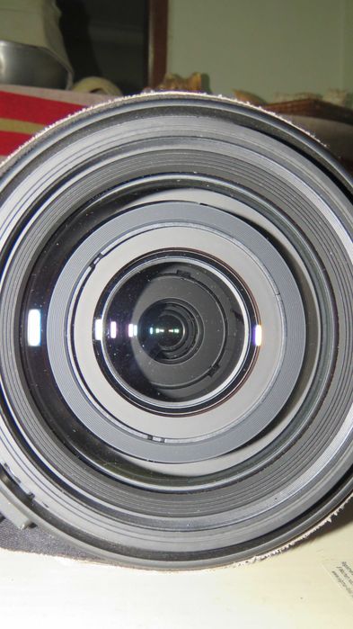 Máquina Fotográfica Reflex Canon EOS 77D + Objectiva 60-600mm F4.5-6.3