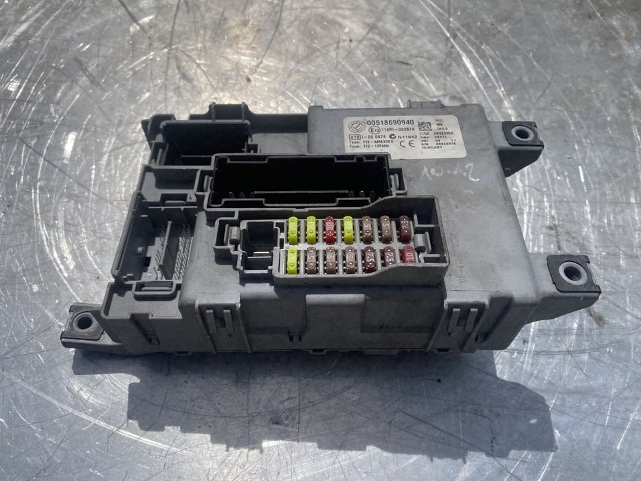 Fiat Punto Evo Skrzynka Bezpieczników Moduł BSI