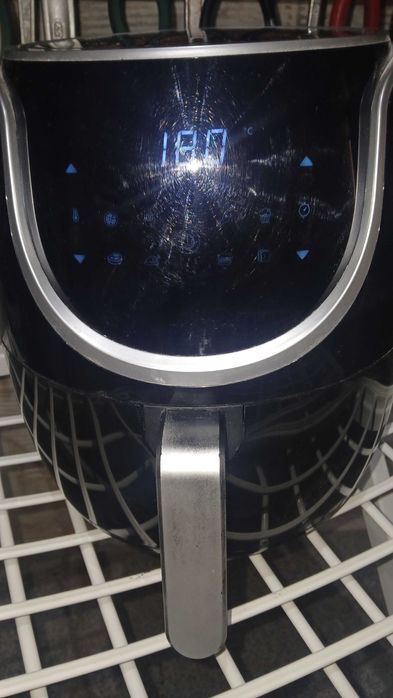 Vendo esta AirFryer como nova