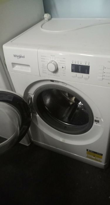 Pralka Whirlpool