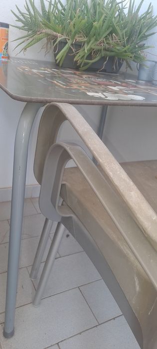 Table and 4 Chairs64752175743234121