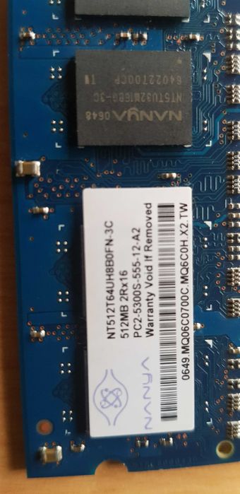 512 MB Portable Memory64738613966851121