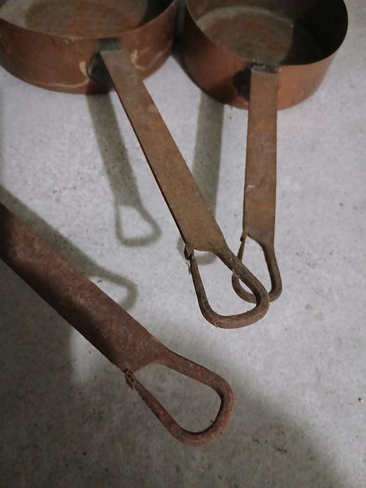 Tacho em cobre antigos