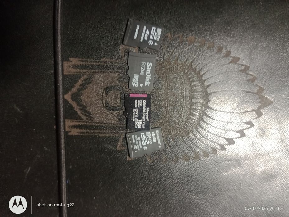 Памяти карта на 16Г телефон