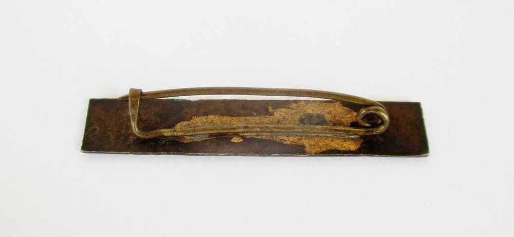 Raro antigo pin alfinete com as 4 bandeiras regimes fascistas