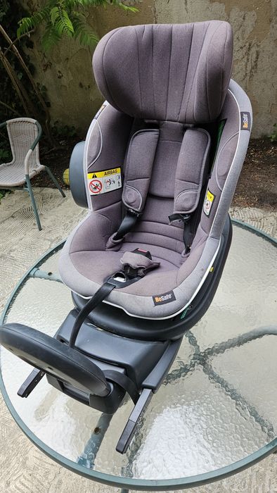 Fotelik BeSafe Izi Modular 9-18 kg z bazą +  lusterko