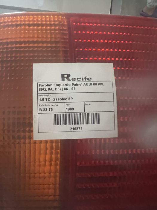 Farolim direito audi 80