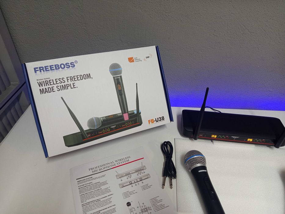 Microfones Freeboss FB-U38/ Novo