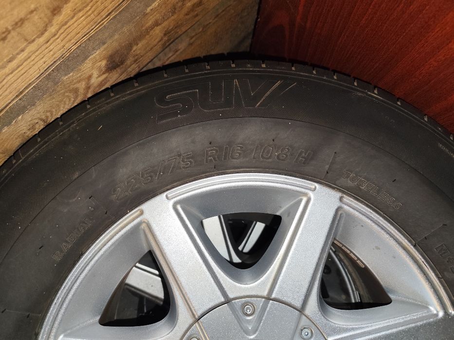 Felgi + opony nowe 225/75 r16 komplet 4 sztuki