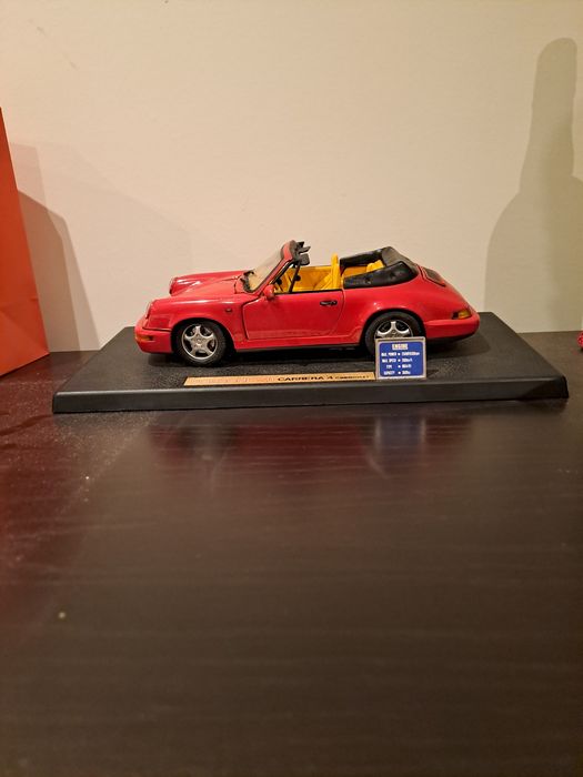 Porsche 911 Carrera 4 Cabriolet