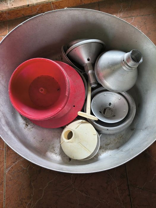 Сепаратори три штуки.