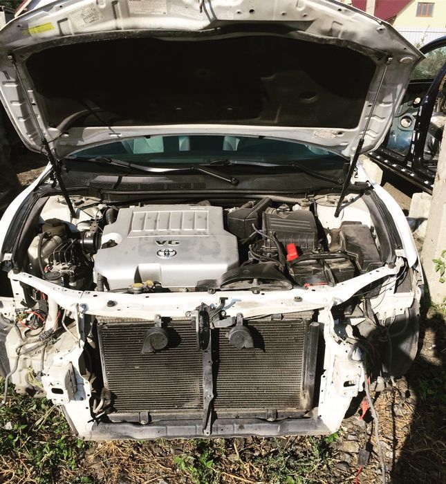 Запчасти шрот бампер двері четверть кузов крило Toyota Camry 45 Камри