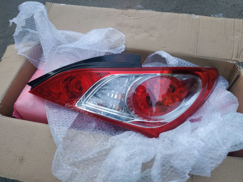 Задние фонари Genesis coupe