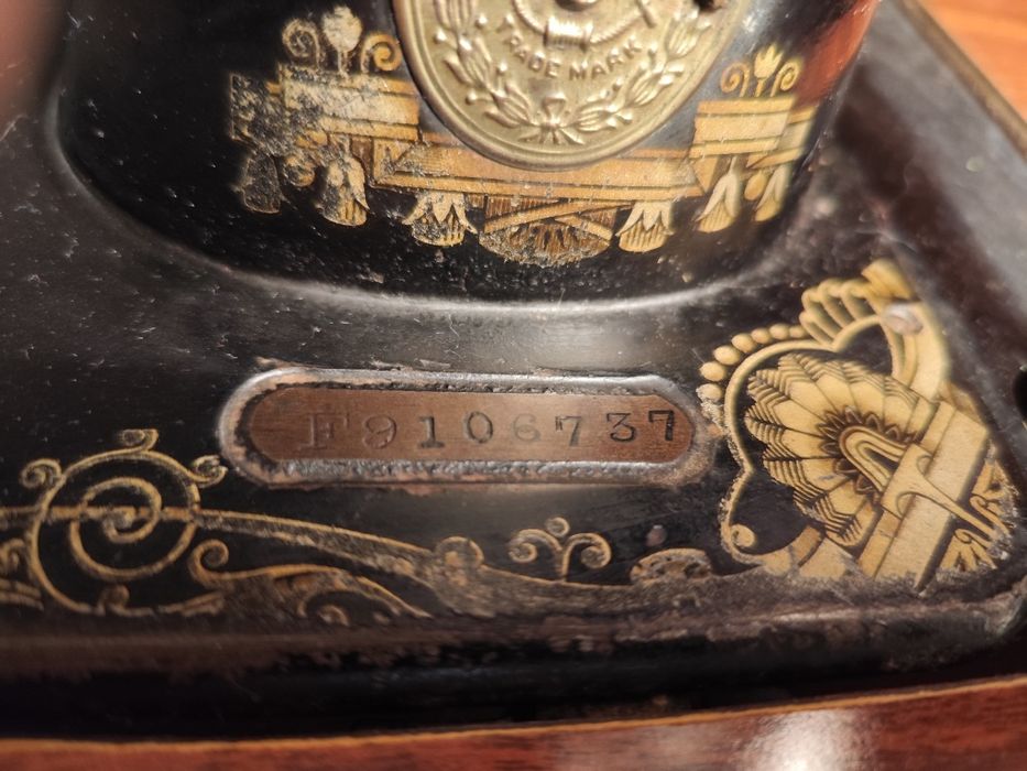 SINGER máquina de costura antiga