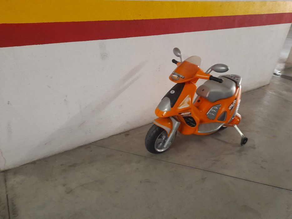 Mota para criança a bateria