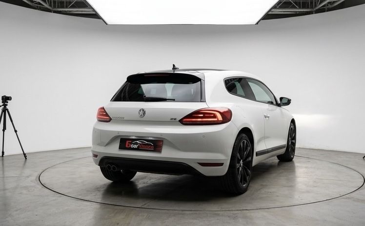 VW Scirocco 2.0 TDI (Blue Motion Technologie) DSG