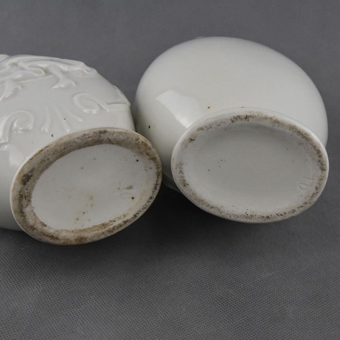 Par de Garrafas em porcelana