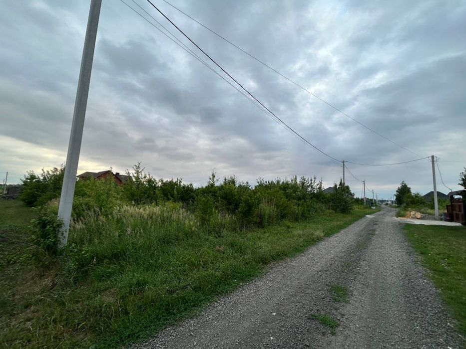 Продаж земельної ділянки в селі Голишів