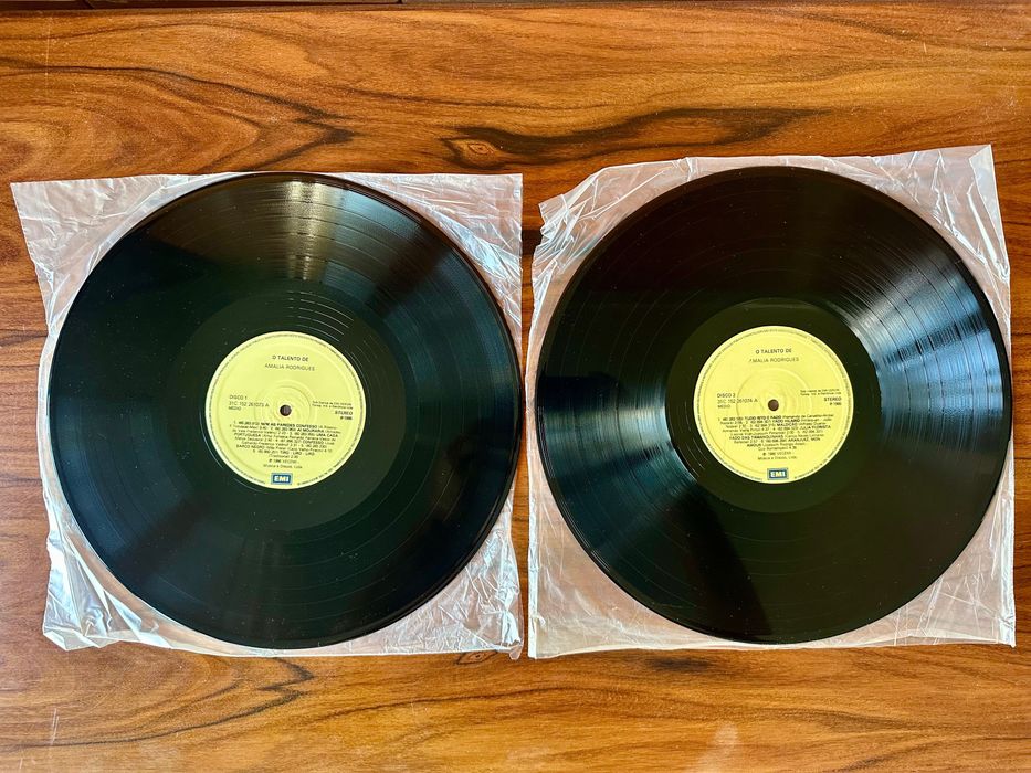 Disco vinil duplo a arte de Amália Rodrigues
