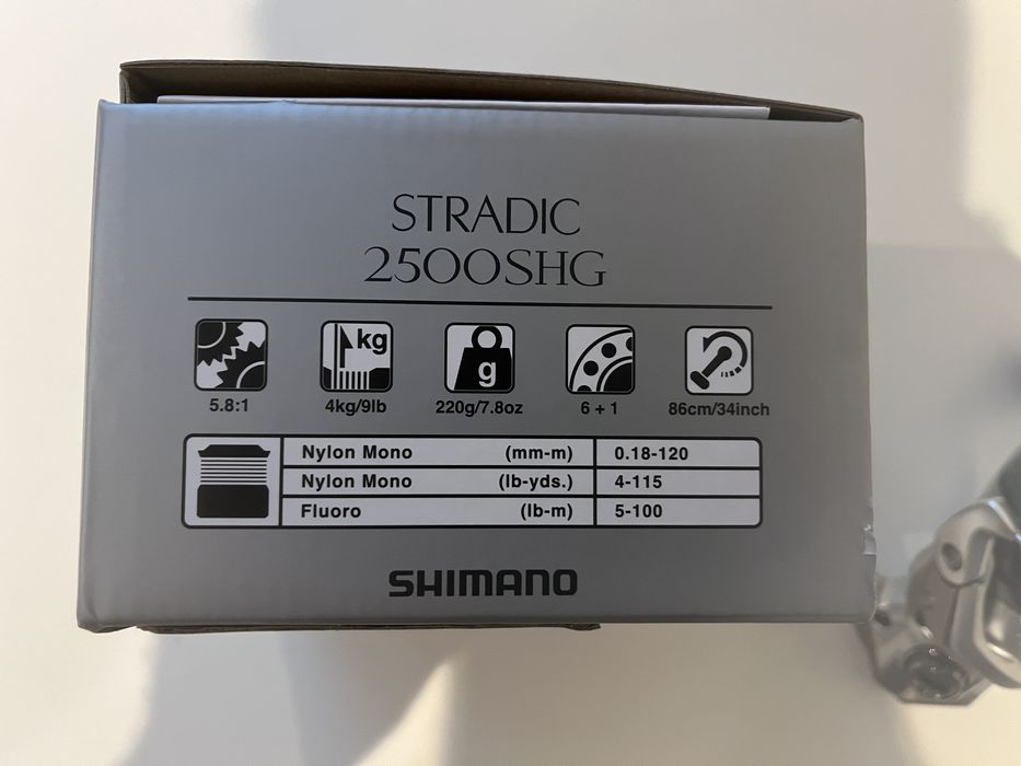 Carreto Shimano Stradic 2500SHG