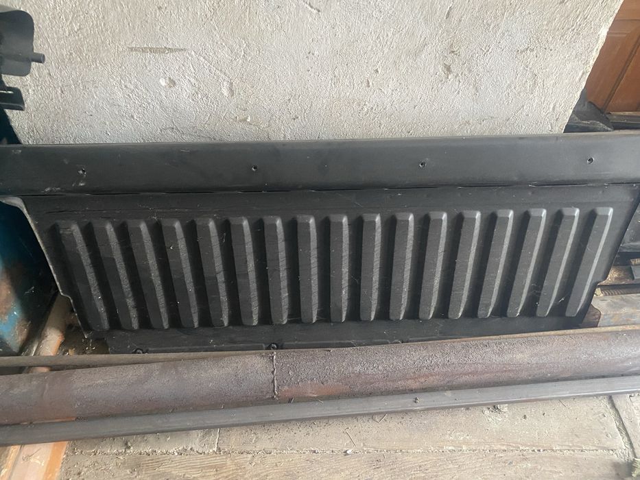 Перегородка салону пежо партнер. Оригінальна зі шторкою цілий комплект