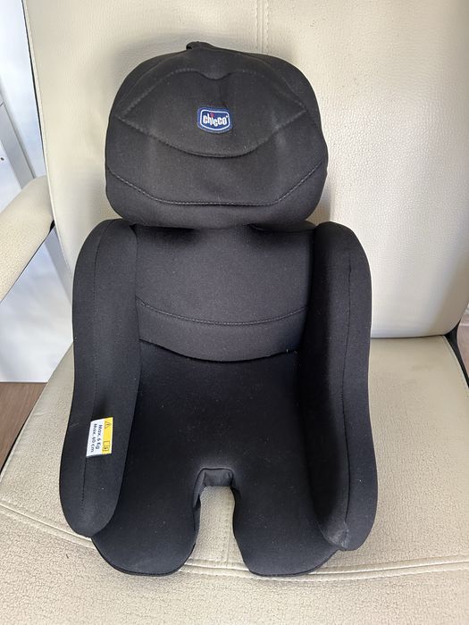 Carrinho de bebe Trio chicco Best friend com redutor - novo custa 400€