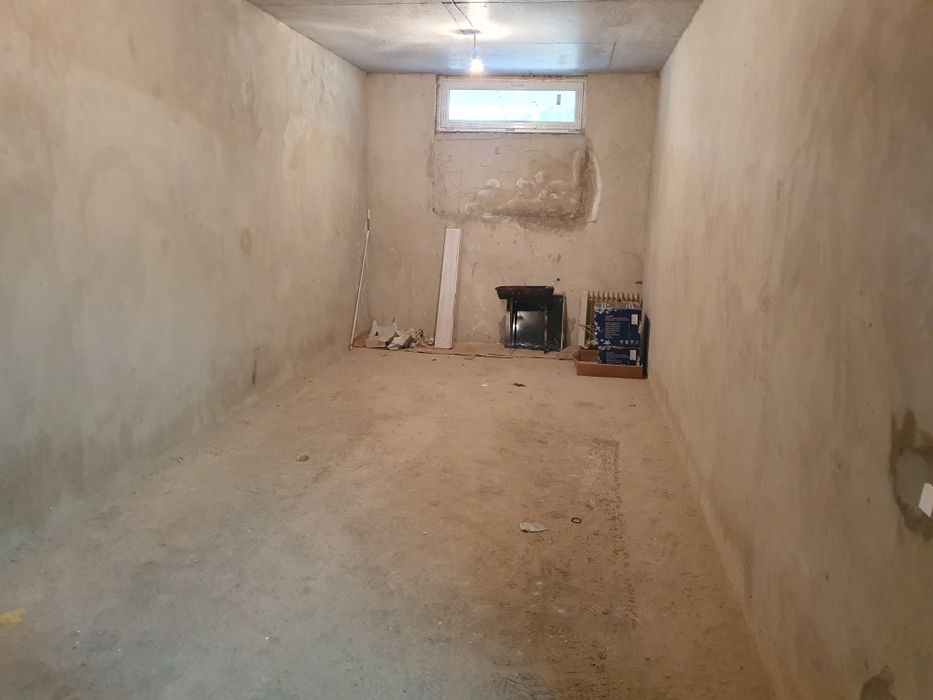 Гараж у паркінгу (ЖК Маєток Буковинський ) Буковинська  33 А