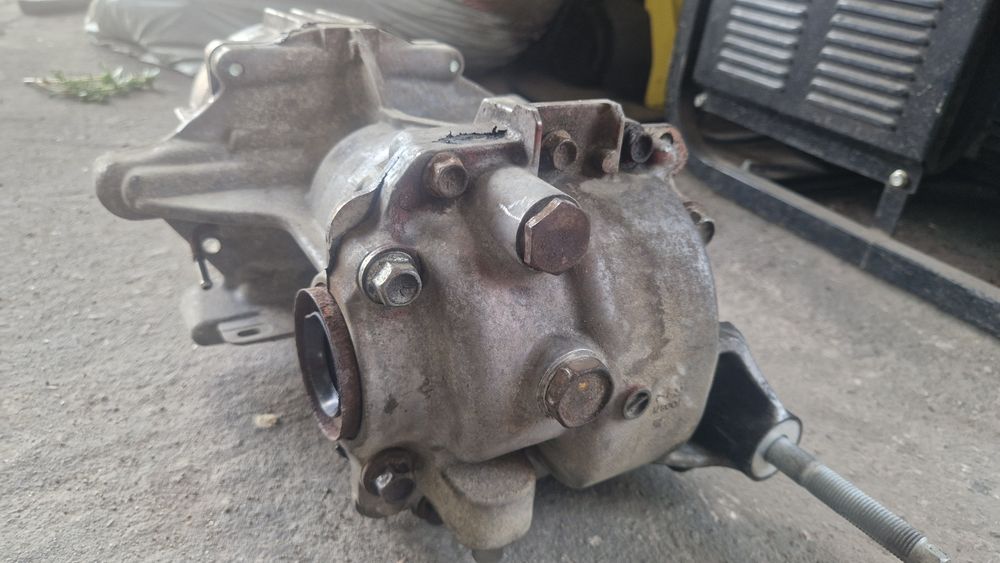 Редуктор заднього моста Мазда 3