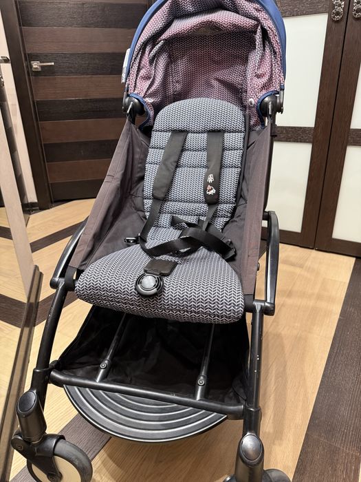 Продам коляску babyzen  yoyo