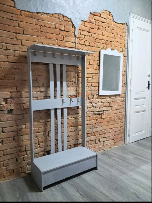 2кімн. Головна 600грн. 1-4 чол.