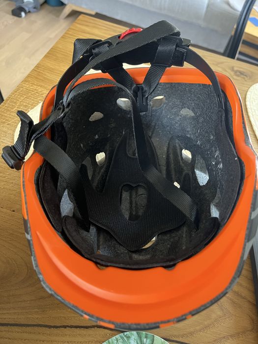 Kask rowerowy romet
