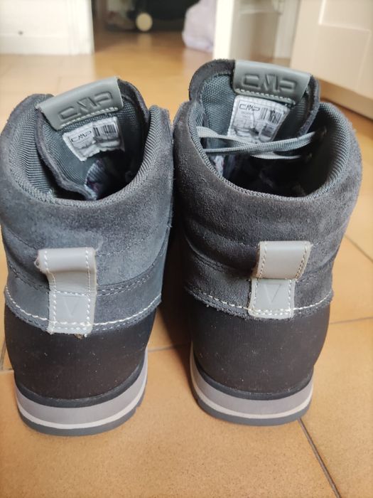 Botas caminhada CMP