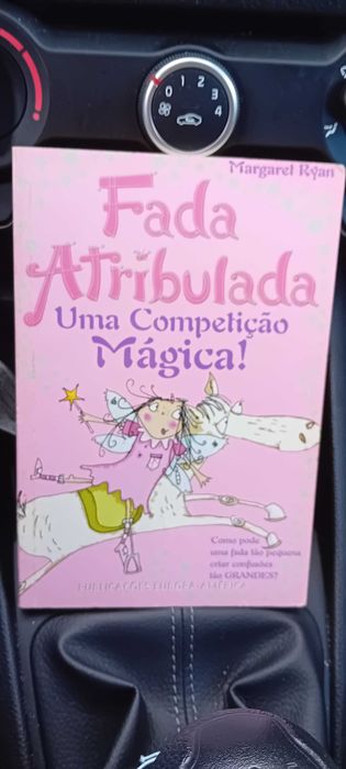 Fada atribulada. Conjunto de 2 livros.