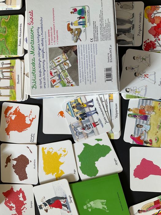Biblioteczka Montessori Świat