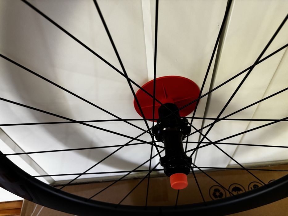 NOWE Koła karbonowe Elitewheels ENT 2.0 | Stożek 50mm | Shimano | NOWE 100%