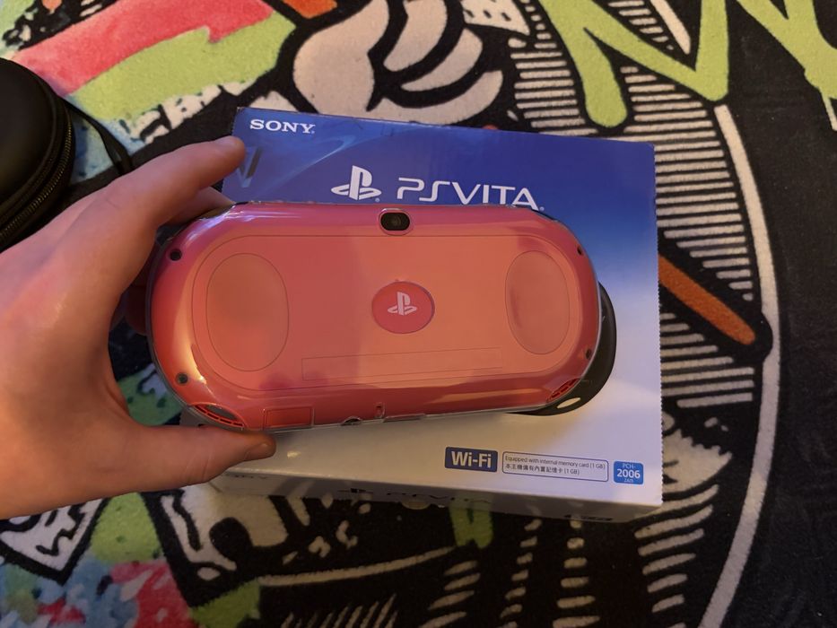 PS VITA slim 2000 PINK