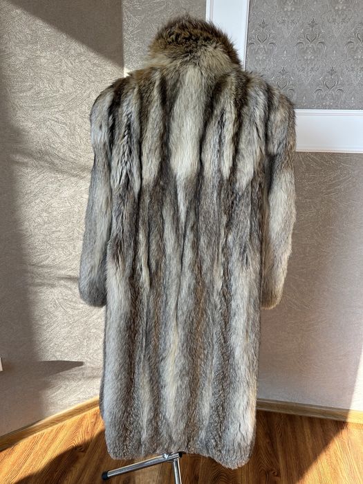 Шуба з канадськоі лисиці